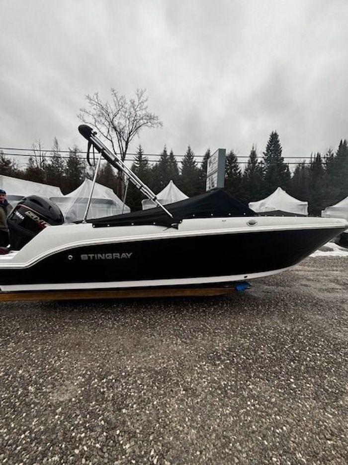 2026 Stingray 172DC Photo 3 sur 13