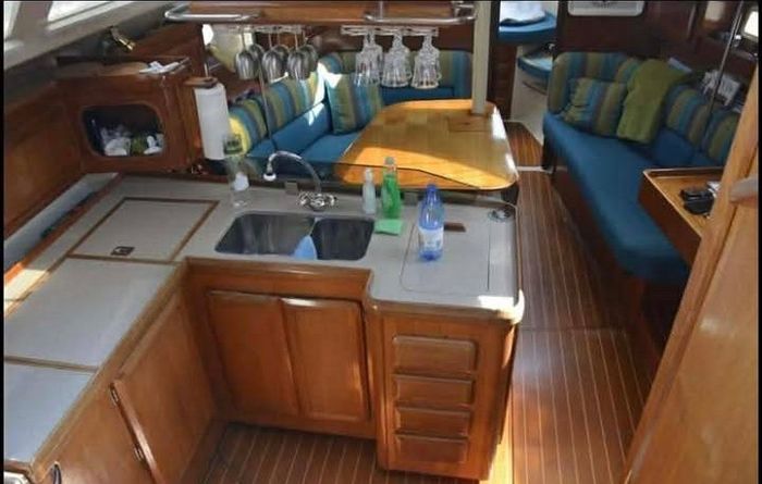 1993 Hunter Legend 40.5 Photo 19 of 27
