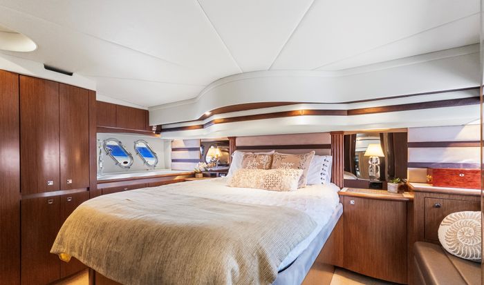 2015 Cruisers Yachts 540 Sport Coupe Photo 23 sur 28