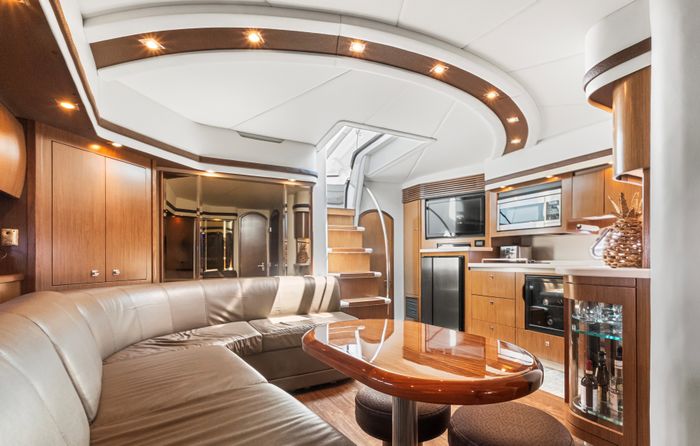2015 Cruisers Yachts 540 Sport Coupe Photo 17 sur 28