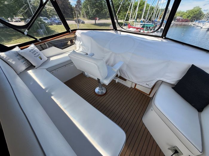 1986 President 37  Aft Cabin Photo 14 sur 62