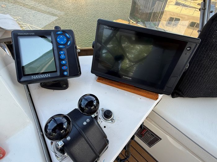 1986 President 37  Aft Cabin Photo 18 sur 62