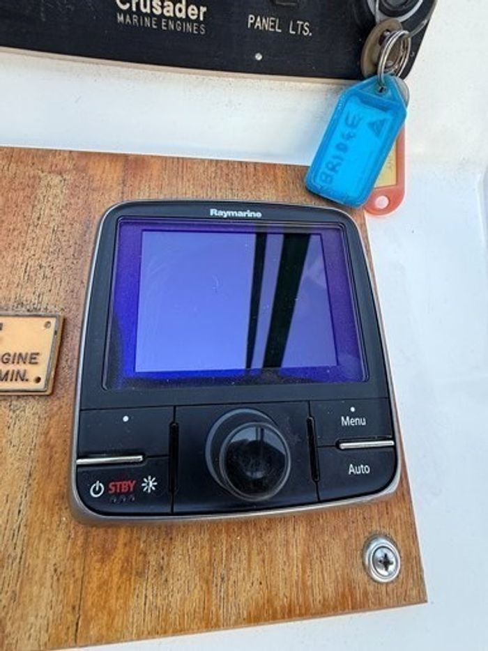 1986 President 37  Aft Cabin Photo 20 sur 62