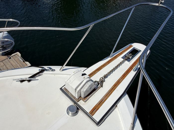1986 President 37  Aft Cabin Photo 25 sur 62