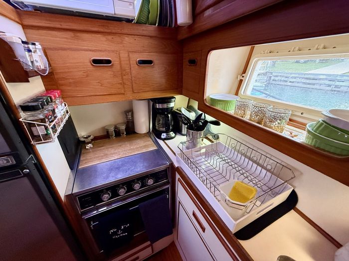 1986 President 37  Aft Cabin Photo 37 sur 62
