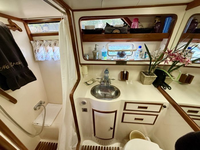 1986 President 37  Aft Cabin Photo 53 sur 62