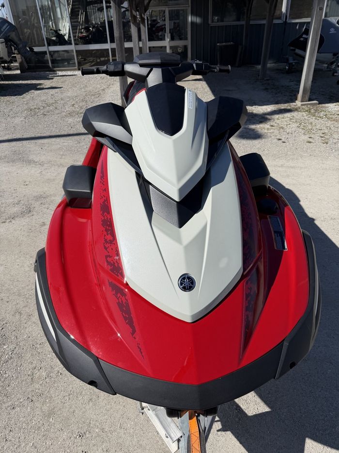 2026 Yamaha VX Cruiser W/AUDIO Torch Red/Pearl Photo 3 of 6