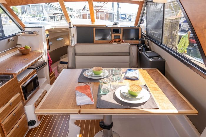 2026 Cutwater C-32 Coupe Photo 28 sur 35