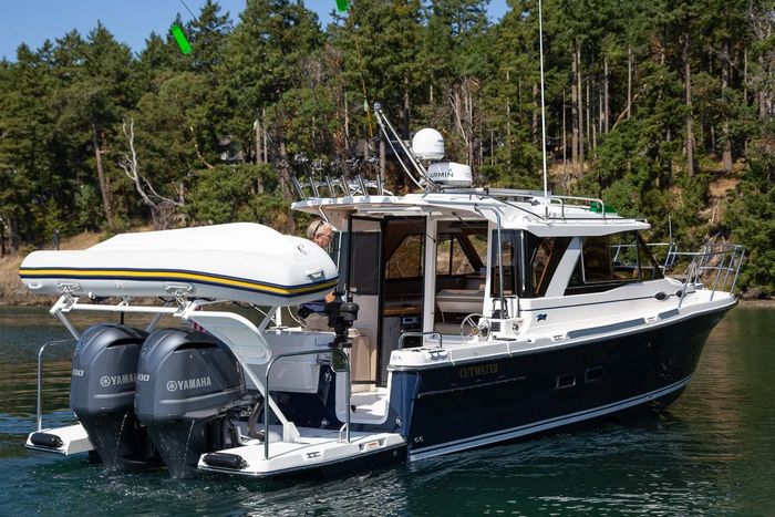 2026 Cutwater C-32 Coupe Photo 7 sur 35