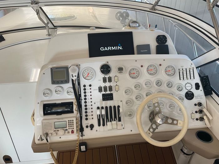 2005 Fountain 48 Express Cruiser Photo 11 sur 22