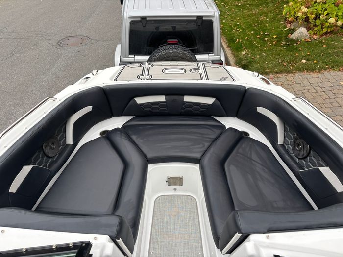 2023 Four Winns HD 3 Elevate Photo 19 sur 24