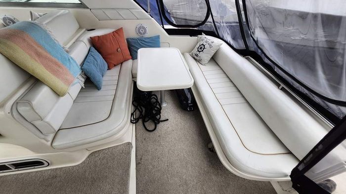 1997 Sea Ray 330 Sundancer M/C Photo 10 of 22