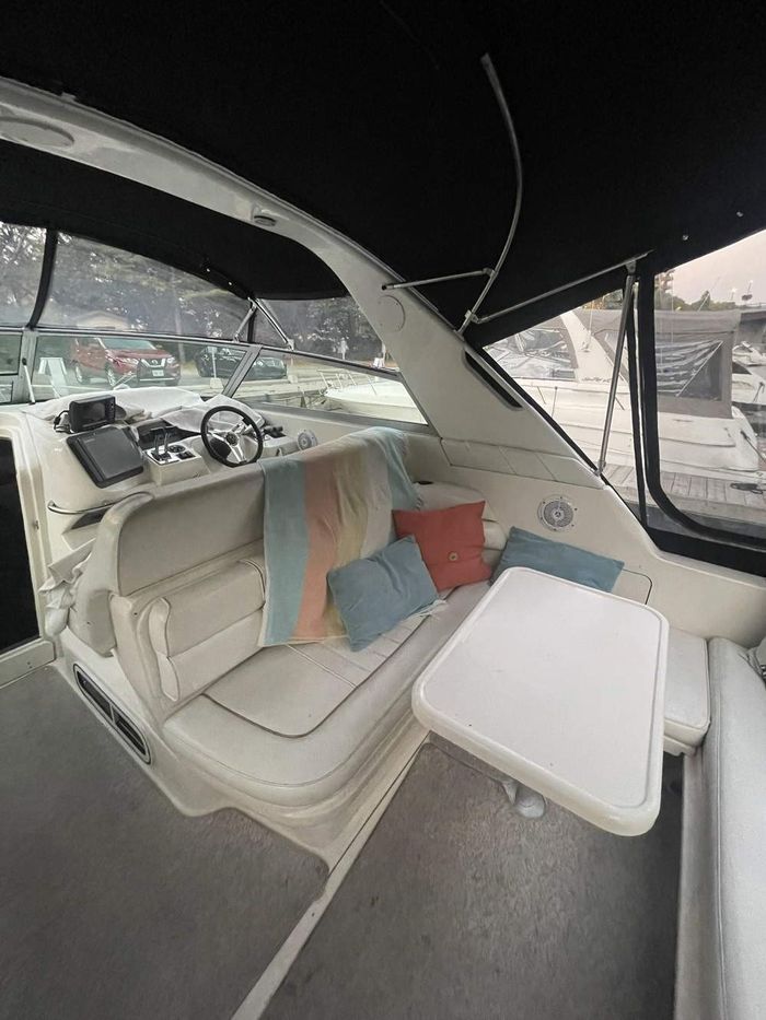 1997 Sea Ray 330 Sundancer M/C Photo 8 of 22