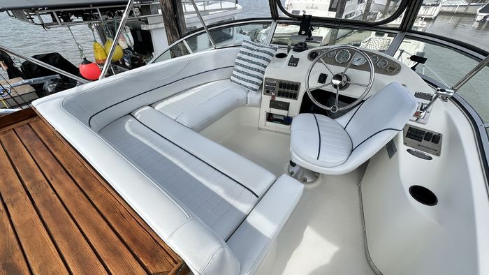 2005 Bayliner 288 Classic Photo 4 sur 22