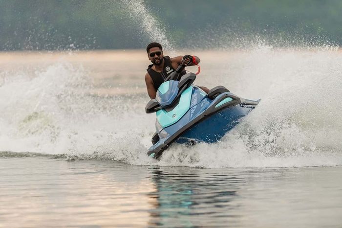 2026 Yamaha VX Cruiser With Audio Deepwater Blue  - Waverunner Photo 5 of 7