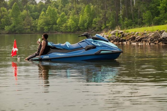 2026 Yamaha VX Cruiser With Audio Deepwater Blue  - Waverunner Photo 2 of 7