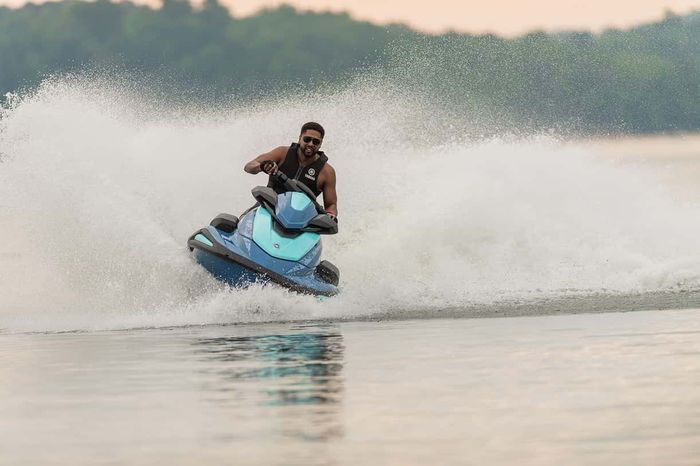 2026 Yamaha VX Cruiser With Audio Deepwater Blue  - Waverunner Photo 4 of 7