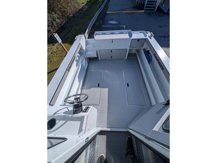 2026 KingFisher 2425 Escape HT Photo 4 sur 9