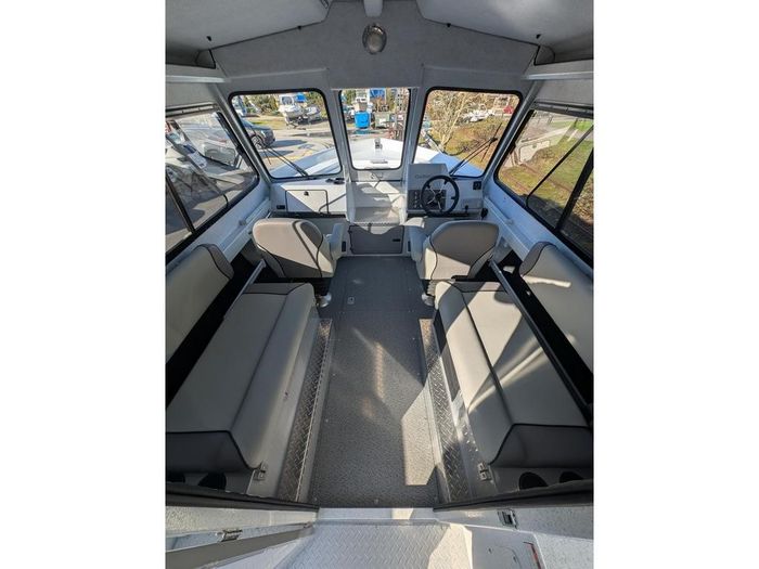 2026 KingFisher 2425 Escape HT Photo 5 sur 9