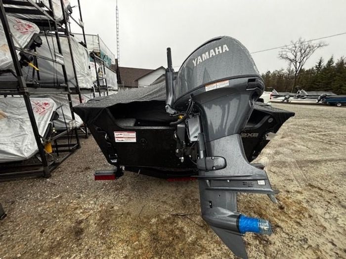 2026 Alumacraft Escape 165 Tiller NIGHTFALL BLACK Photo 2 of 16