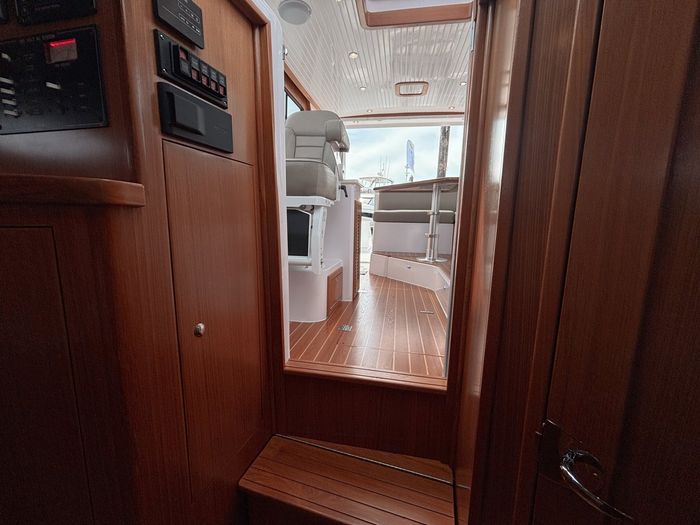 2022 True North 34 OE Photo 21 of 26