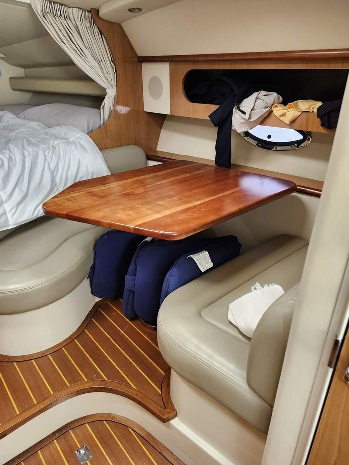 2007 Cruisers Yachts 310 Express MC Photo 6 sur 8