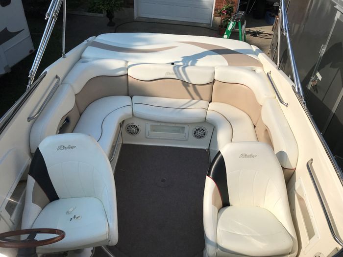 2000 Rinker Rinker 232 captiva Photo 4 of 7
