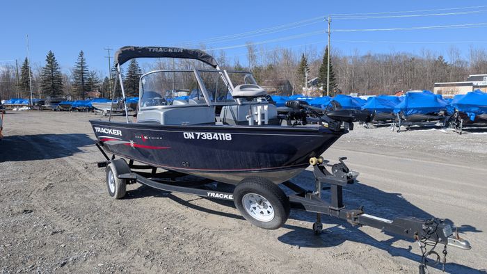 2019 Tracker Pro V 16 Photo 2 of 25