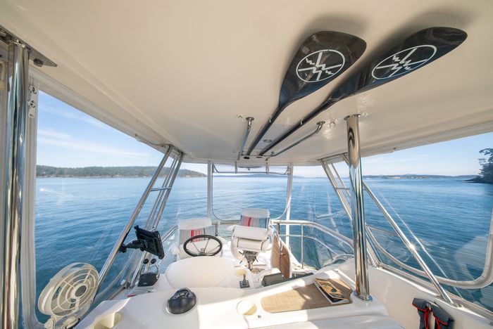 2006 Riviera 33 Flybridge Photo 39 sur 74