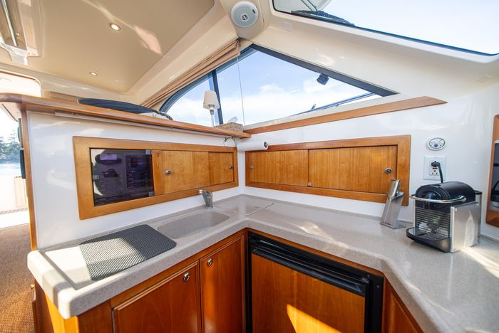 2006 Riviera 33 Flybridge Photo 41 sur 74