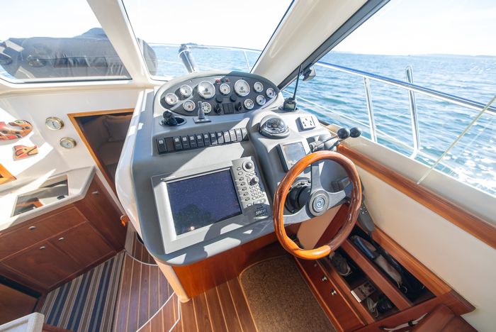 2006 Riviera 33 Flybridge Photo 51 sur 74