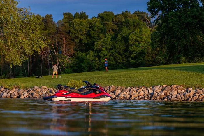 2026 Yamaha FX Cruiser HO With Audio - Lagoon Blue/White - PWC Photo 3 of 8
