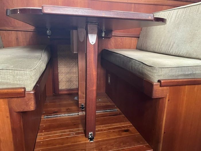 2020 Bruce Roberts Pilothouse Photo 30 sur 37