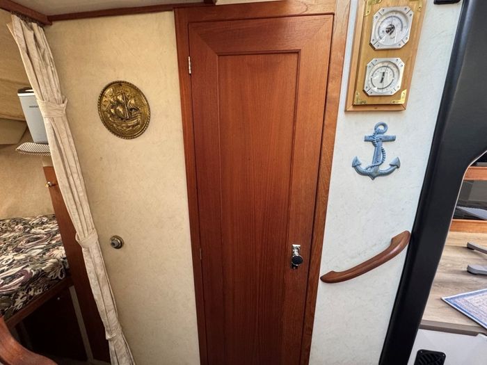 1995 Bayliner 3288 Motoryacht Photo 90 of 113