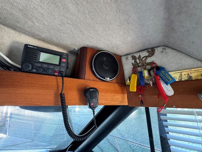 1995 Bayliner 3288 Motoryacht Photo 53 of 113