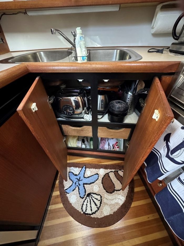 1995 Bayliner 3288 Motoryacht Photo 82 of 113