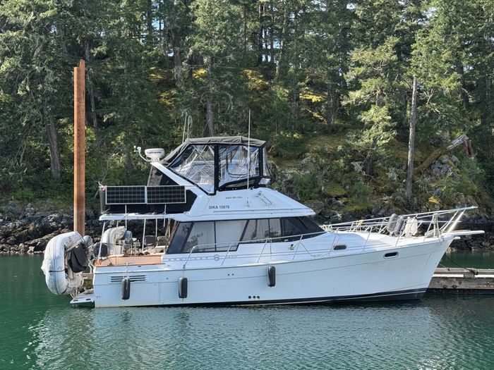 1995 Bayliner 3288 Motoryacht Photo 1 of 113