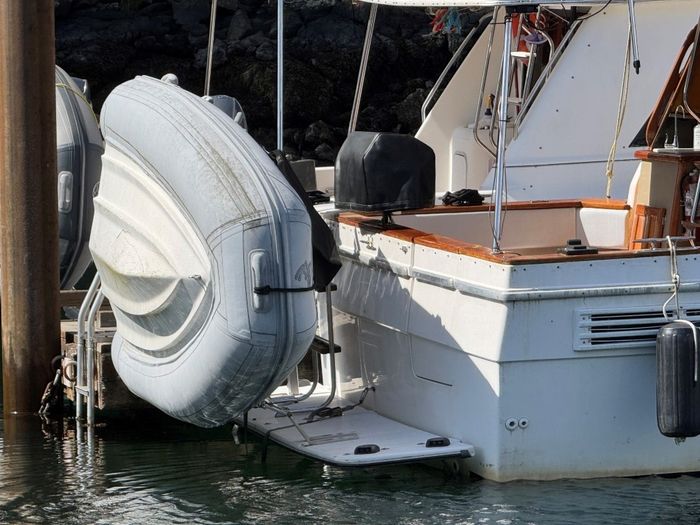 1995 Bayliner 3288 Motoryacht Photo 6 of 113