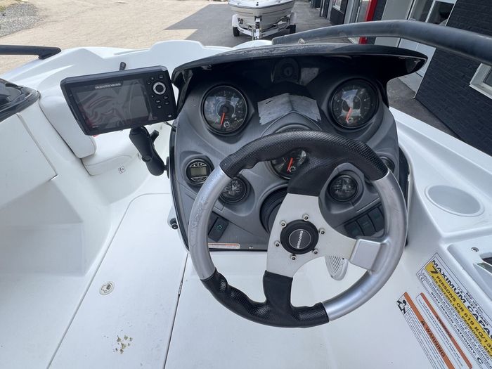 2009 Sea-Doo SPEEDSTER Photo 7 sur 17