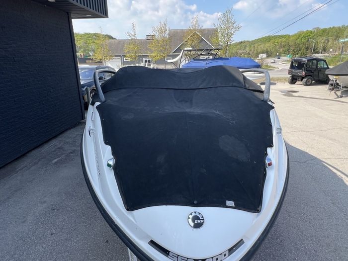 2009 Sea-Doo SPEEDSTER Photo 16 sur 17