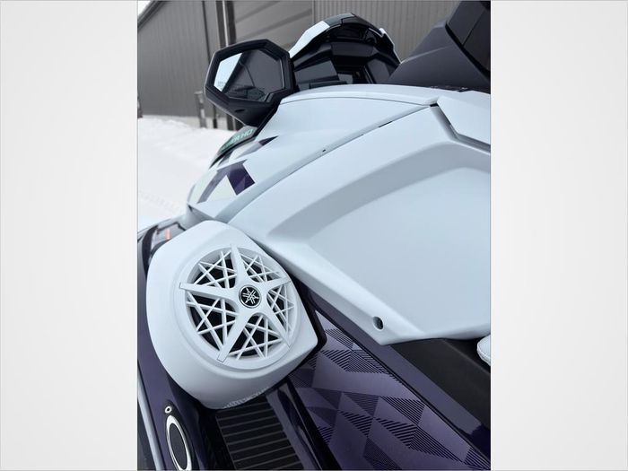 2026 Yamaha VX Cruiser HO (w/ Audio) Photo 13 of 17