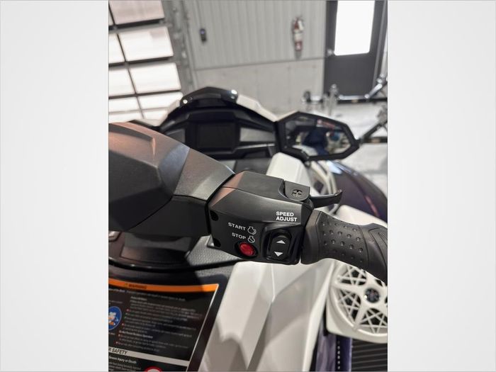 2026 Yamaha VX Cruiser HO (w/ Audio) Photo 12 of 17