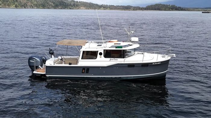 2022 Ranger Tugs R-27 NW Photo 1 of 29