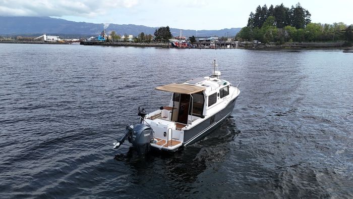 2022 Ranger Tugs R-27 NW Photo 6 of 29