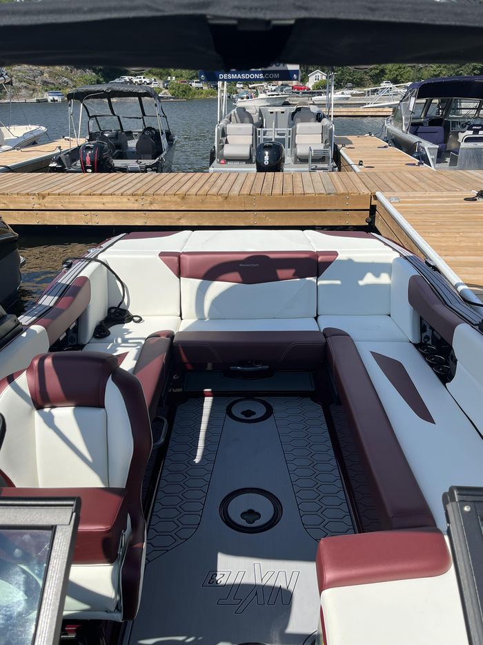2024 MasterCraft NXT23 Photo 7 of 9