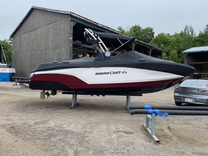 2024 MasterCraft NXT23 Photo 8 of 9