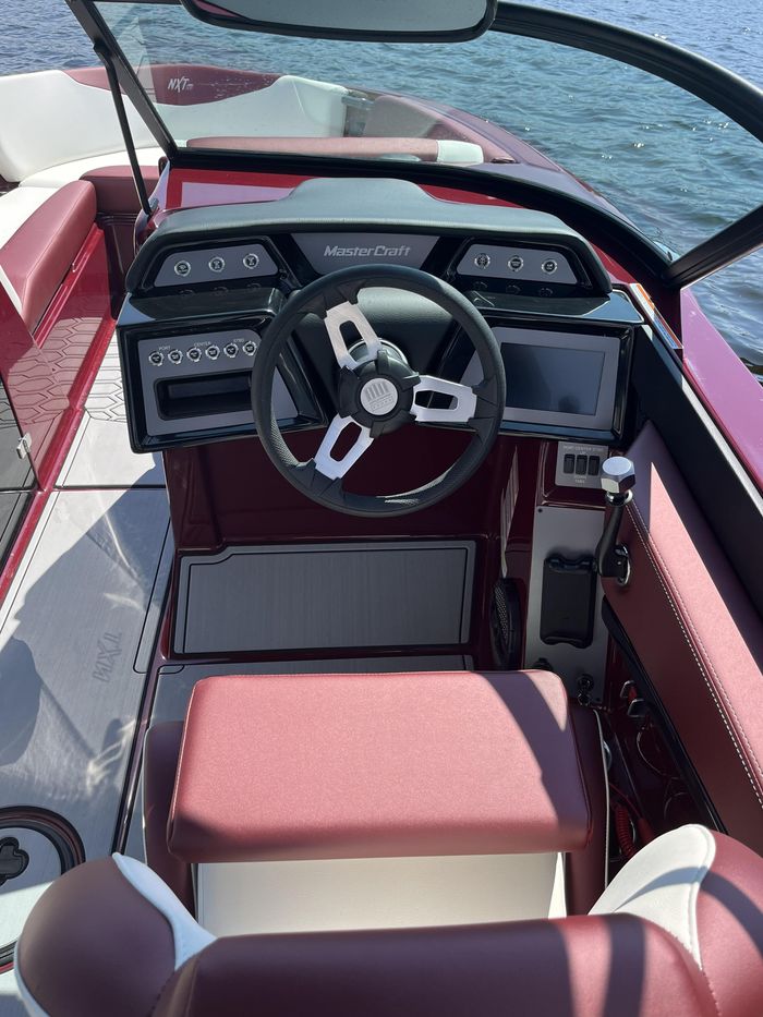 2024 MasterCraft NXT23 Photo 5 of 9