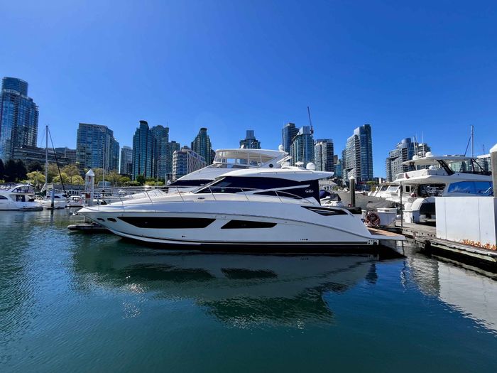 2015 Sea Ray 470 Sundancer Photo 2 of 62