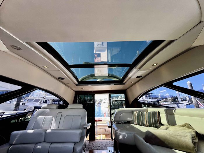 2015 Sea Ray 470 Sundancer Photo 22 of 62
