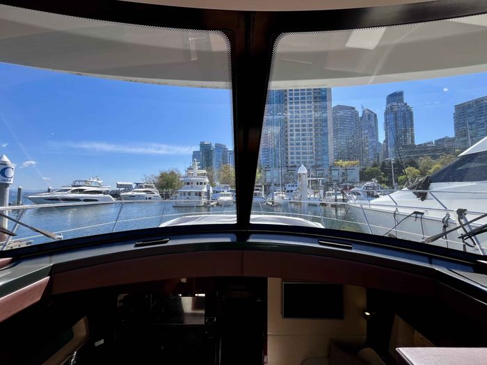 2015 Sea Ray 470 Sundancer Photo 24 of 62